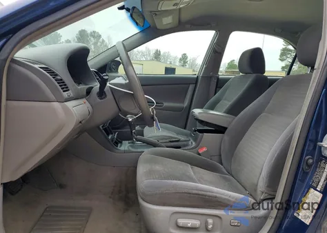 2005 Toyota Camry Le z USA, uszkodzony, nr VIN 4T1BE32K65U073136